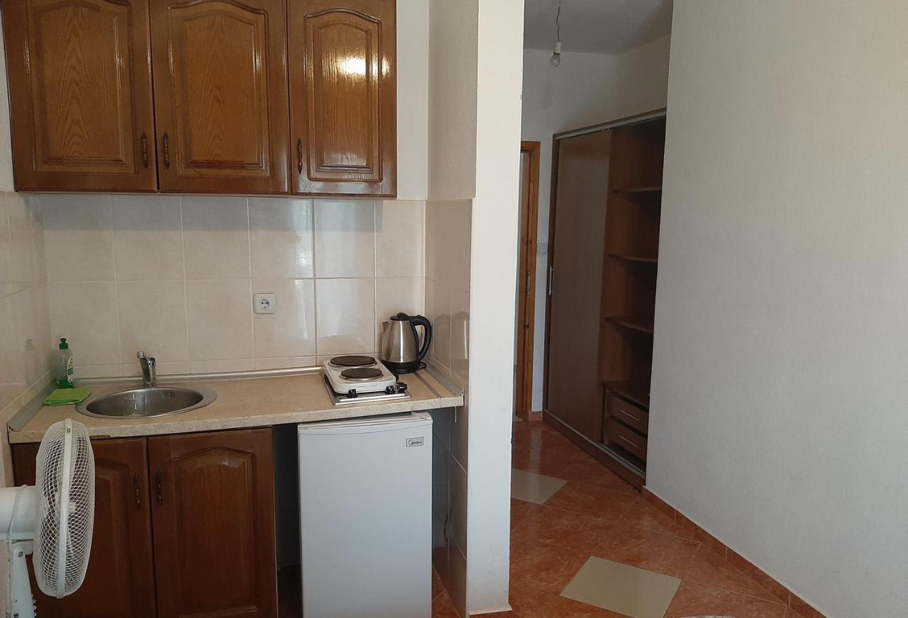 Apartments Nurkovic ドプラー・ヴォダ 部屋 写真